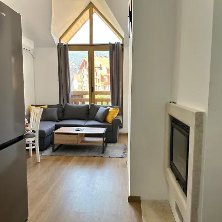 Duplex With A Great Mountain View Daire *